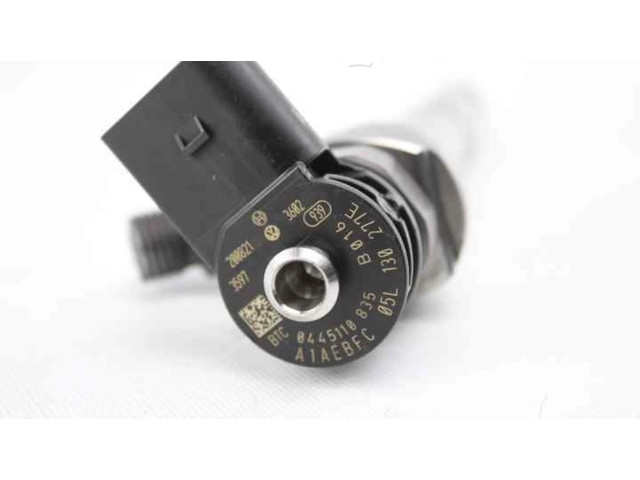 Форсунка 05L130277E    Skoda Octavia Mk4   