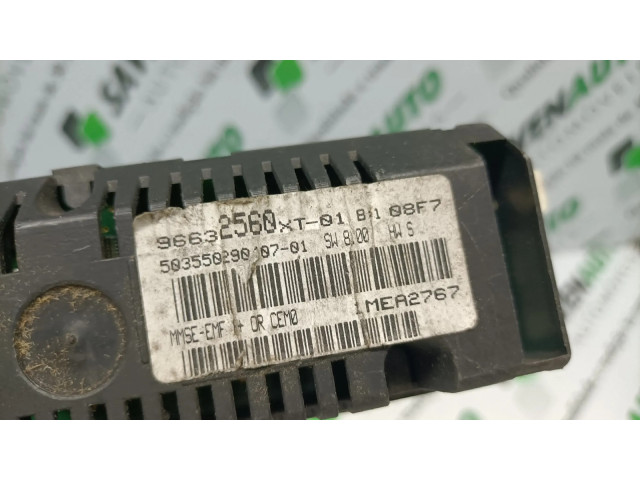 Дисплей    SV23-10   Citroen C2