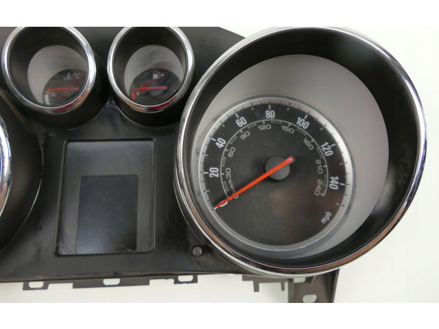 Панель приборов 13346214 Opel Meriva B