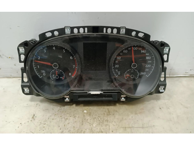 Панель приборов 5G1920750C   Volkswagen Golf VII       