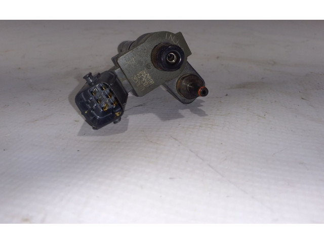 Vstřikovač 32140080 Volvo V60 D 4204 T8