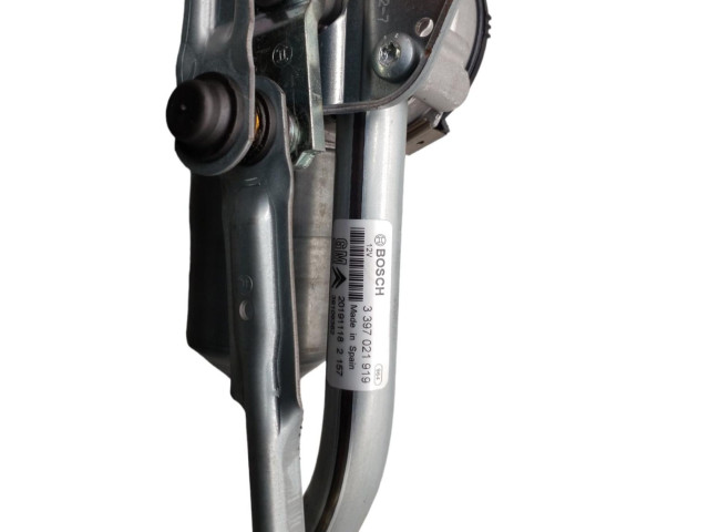 Двигатель стеклоочистителей YQ00140880   Opel Crossland X