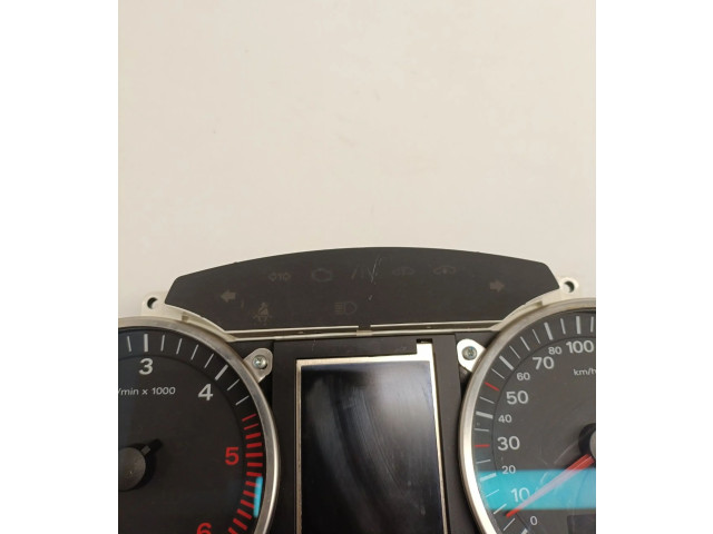 Přístrojová deska Audi Q7 4M 2008 4L0920930T, 4F0910930C