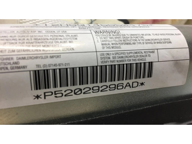 Боковая подушка безопасности 52029296AA, 52029296AD Jeep Grand Cherokee (WK)