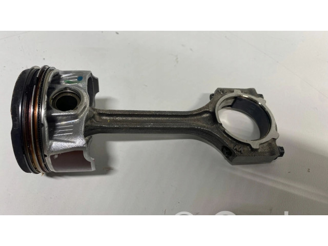 Поршень с шатуном G3LD Hyundai i10