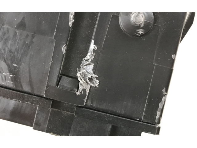 Pojistková skříňka 68068355AD, 72033R Dodge Journey 2012