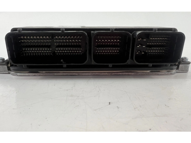 Блок управления двигателем Блок управления 32383797 Volvo XC40