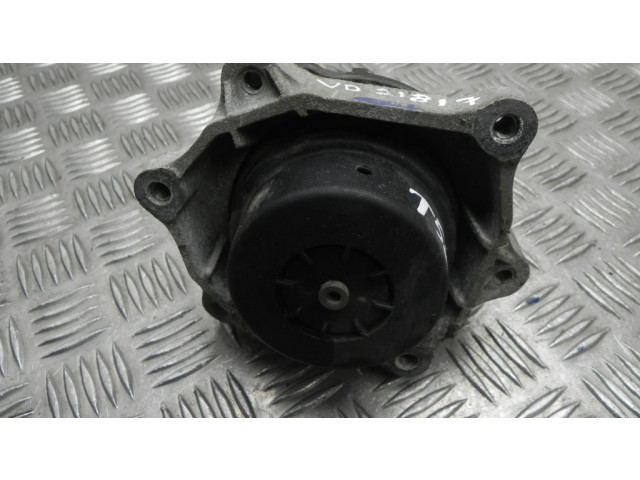 Подушка двигателя