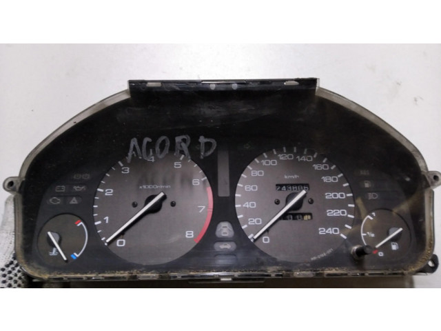 Přístrojová deska Honda Accord 1995 HR0166001, GK18