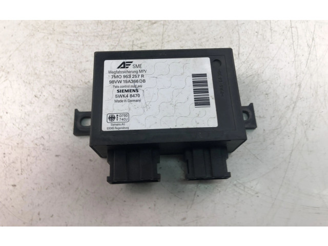 Vstřikovací lišta 7M0953257R Volkswagen Sharan