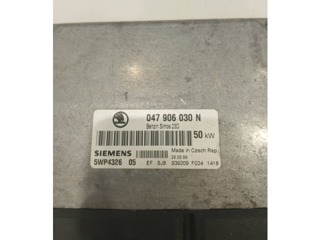 Блок управления двигателя 047906030N, 5WP432605   Skoda Felicia I