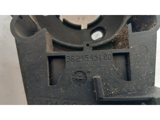 Ручка стеклоочистителей 9624545180, PA66GF30 Citroen Xsara