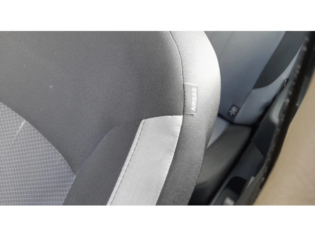 Подушка безопасности в сиденье Dacia Sandero