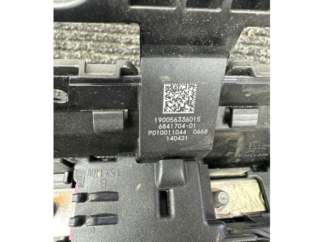 Блок предохранителей 6841704, 190056336015   BMW X3 G01    