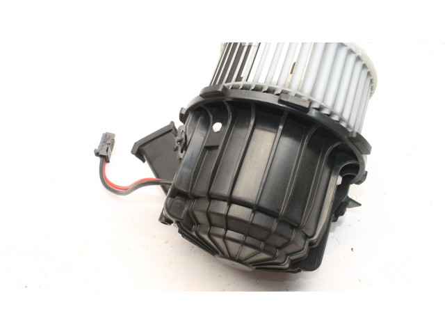 Вентилятор печки       Audi A5 8T 8F