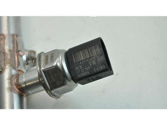 Топливная рампа 06K133317AB, 06J133036F Audi Q5 SQ5 для двигателя DLGA