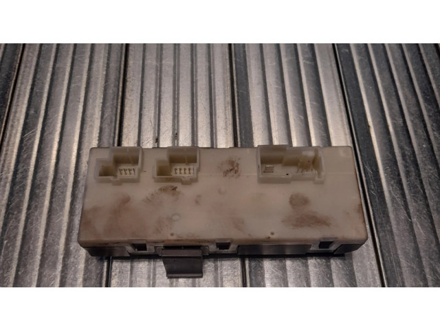 Блок управления крышки багажника