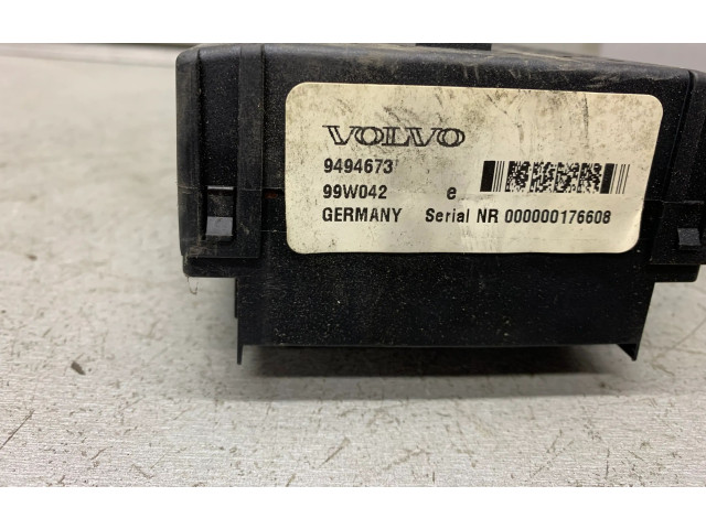 Блок предохранителей 9494673 Volvo S80