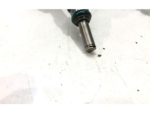 Топливная рампа 175204021R Renault Clio V