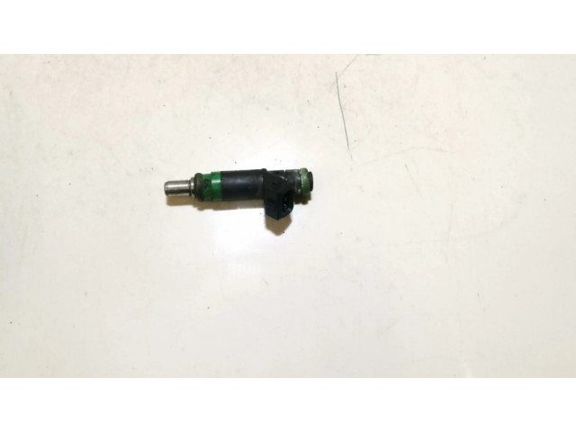 Vstřikovač 3017q10695 Mazda 2 pro benzínový motor 1.4