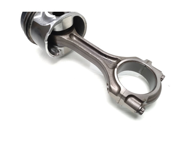 Поршень с шатуном 4N14 Mitsubishi Outlander