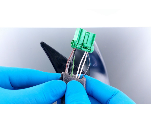 Зеркало электрическое        Volvo V70  2000 - 2004 года   