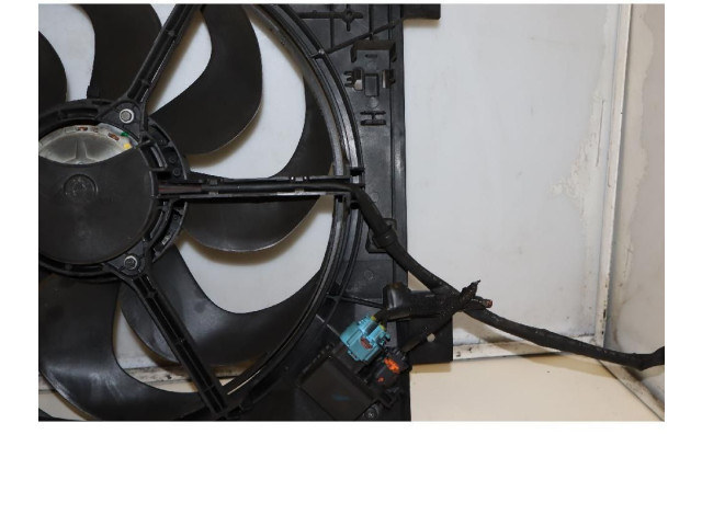 Электрический вентилятор радиаторов 9806313580 Peugeot Partner III