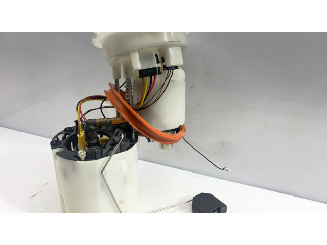 Насос топлива (в топливном баке)