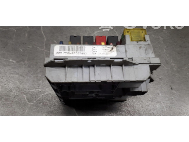 Блок предохранителей  51739427   Fiat Idea    