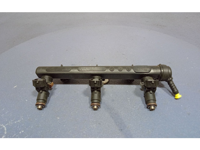 Топливная рампа 04C133313AG, 04C133313AG Skoda Fabia Mk3 (NJ)