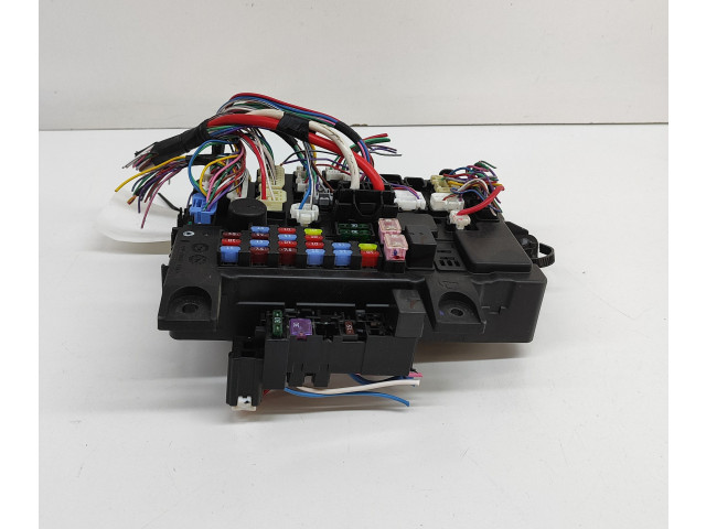 Блок предохранителей 8637A864 Mitsubishi Outlander