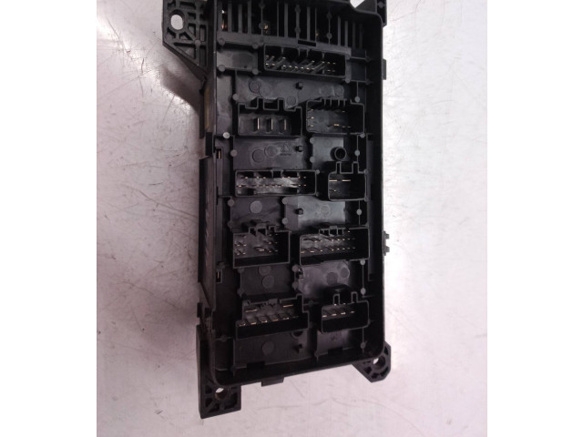 Pojistková skříňka Řídící jednotka BSM 0K53H66760, 0K53H66760 KIA Carnival 2002