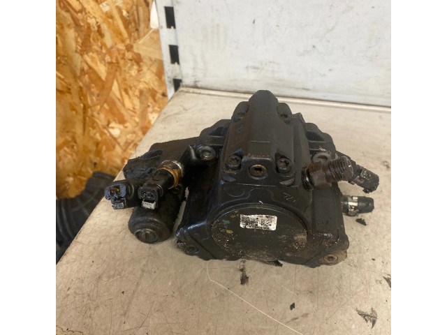 Vstřikovací čerpadlo A6460700201 Mercedes-Benz E W211 pro naftový motor 2.1