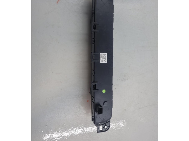 Блок управления климат-контролем    Peugeot Partner III