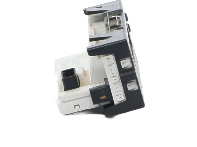 Дисплей    8200755144   Renault Clio III