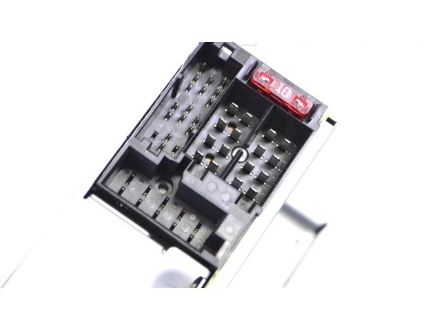 Радио/ проигрыватель CD/DVD / навигация    7647302316   Alfa Romeo Giulietta