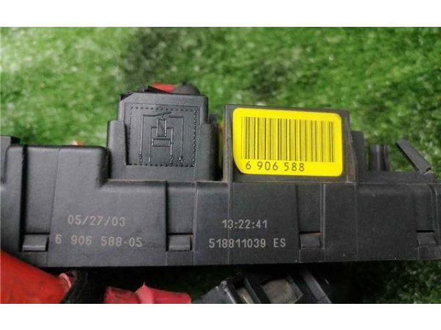 Pojistková skříňka 690658805, 690658805 BMW 5 E34 2003