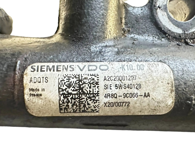 Топливная рампа 4R8Q9C066AA, 5WS40128 Jaguar S-Type 2.7