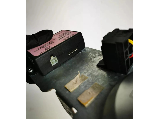 Блок управления WHP550U, 3334485008 Volvo XC90