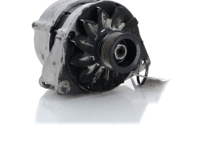 Генератор A0071545402   Mercedes-Benz E W124      