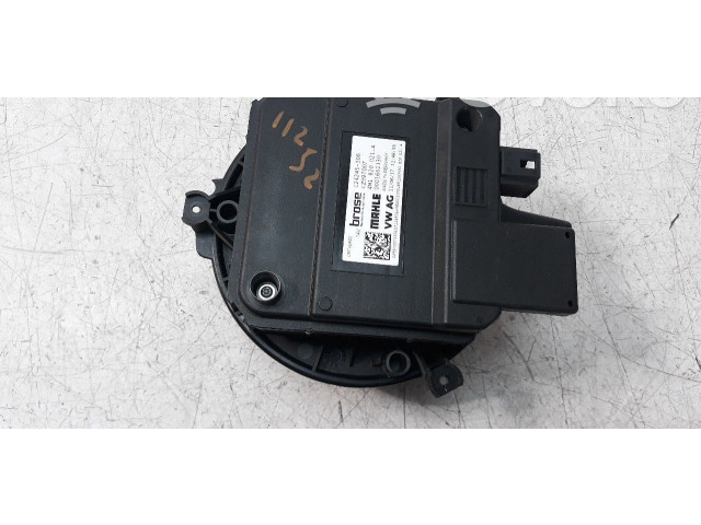 Вентилятор печки 4M1820021A Audi A4 Allroad B9