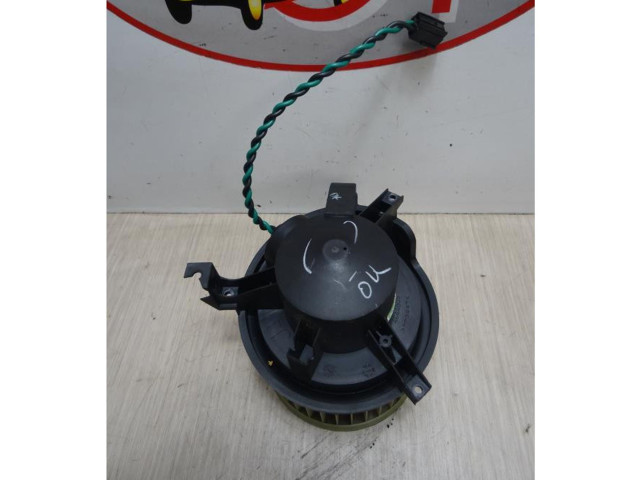 Вентилятор печки Chrysler Stratus