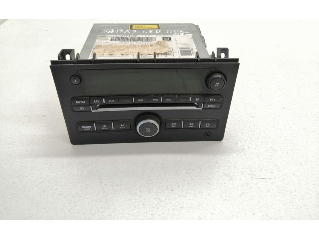 Радио/ проигрыватель CD/DVD / навигация