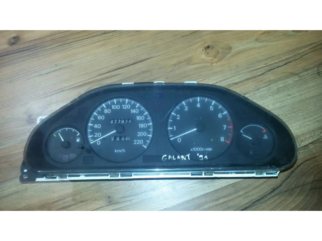 Панель приборов mb918445, 157340-1923 Mitsubishi Galant