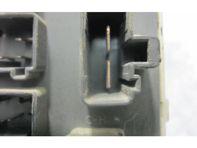 Блок предохранителей 1C15-8C607-AE Ford Transit