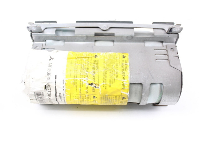 Надувная подушка для пассажира MR381375 Mitsubishi Carisma 2000 - 2004 года