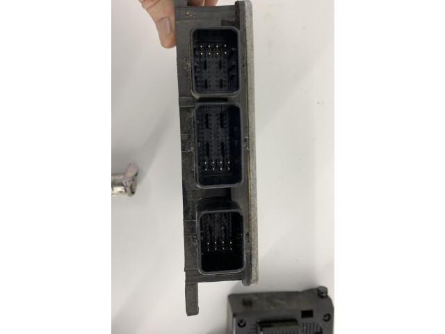 Комплект блоков управления Renault Clio III