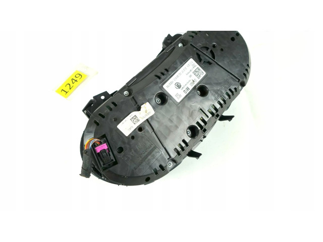 Панель приборов 5E0920861D   Skoda Octavia Mk3 (5E)       