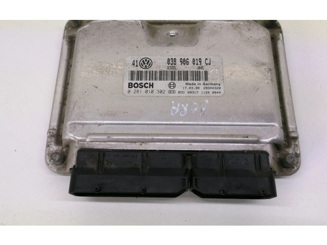 Řídící jednotka 038906019CJ, 0281010302   Volkswagen Bora 2002