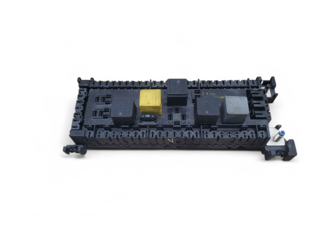 Блок предохранителей A1669061202   Mercedes-Benz GL X166    